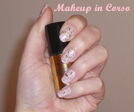 Gold Topper e Blush Metal Glam By Essence Gold Topper e Blush Metal Glam By Essence