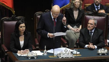 ++ NAPOLITANO, TASSATIVA NECESSITA' ACCORDO FORZE DIVERSE ++