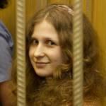 Pussy Riot: Putin libera dal carcere Maria Alyokhina