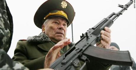 E’ morto Kalashnikov, l’inventore del celebre AK-47