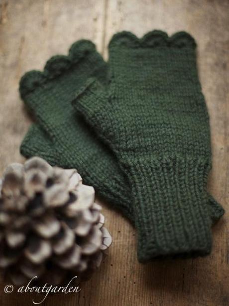 DIY Fingerless Garden Gloves fingerless gloves