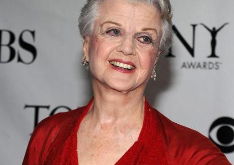 Angela Lansbury nominata Dama dell’Ordine dalla regina Elisabetta