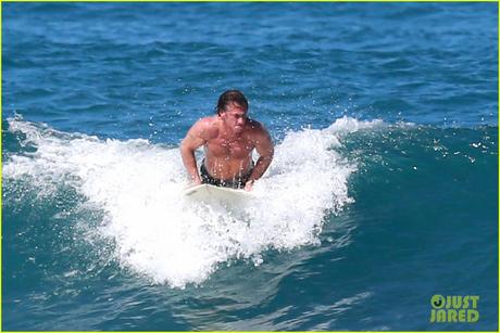 sean penn surf hawaii