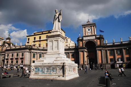 Un po' di Napoli, un po' di libri.