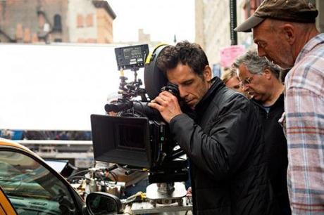 the-secret-life-of-walter-mitty-set-photo-ben-stiller-600x400