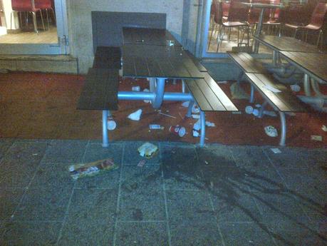 Piazzale Flaminio luogo di grande degrado. Fotocronaca notturna dell'ennesima occasione perduta Piazzale Flaminio luogo di grande degrado. Fotocronaca notturna dell'ennesima occasione perduta