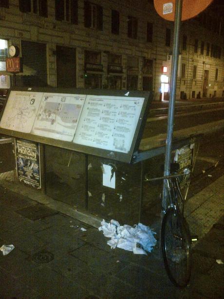 Piazzale Flaminio luogo di grande degrado. Fotocronaca notturna dell'ennesima occasione perduta Piazzale Flaminio luogo di grande degrado. Fotocronaca notturna dell'ennesima occasione perduta