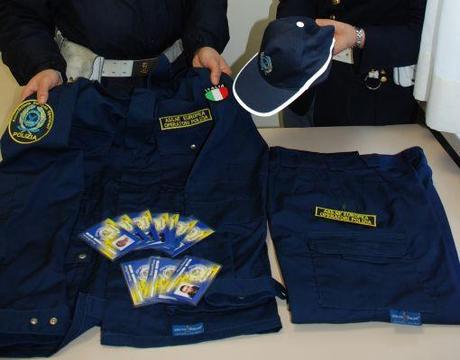 Finti poliziotti mettono a segno 2 rapine prima di essere arrestati Finti Poliziotti