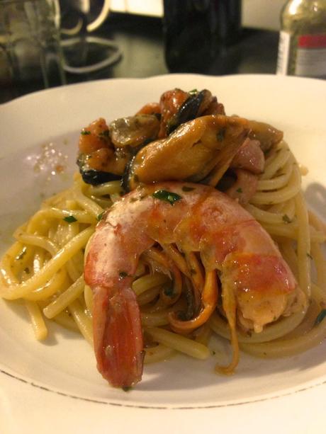 SPAGHETTI QUADRATI AI FRUTTI DI MARE