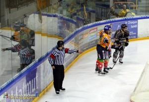 HOCKEY SU GHIACCIO, CONTINENTAL CUP: “Incroyable, mai vrai!” l’Asiago asfalta i Campioni di Francia in casa loro. Tennistico 6:0 allo Stade Ile La Croix di Rouen. (by Vito De Romeo – https://www.facebook.com/WebHockeyBarItalia)