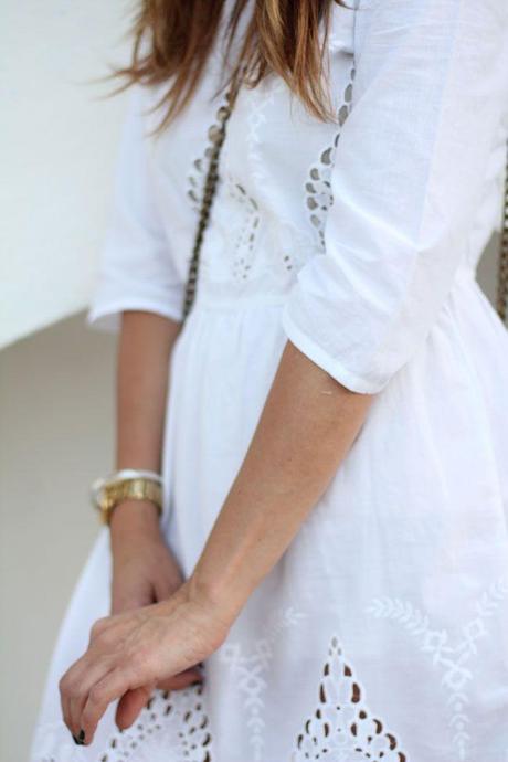 Embroidered White Dress ( Graphic Dresses )