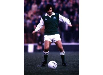 George Best on action for Hibs