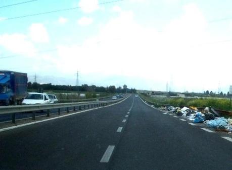 Terra dei Fuochi, ruspe al lavoro dopo le dichiarazioni di Schiavone statale 7 bis-2