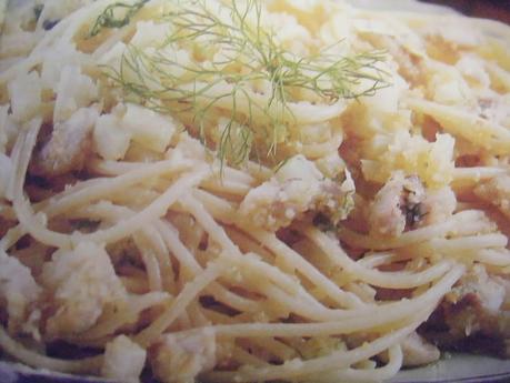 Spaghetti con acciughe e finocchi