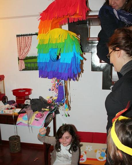 Pignatta arcobaleno: come costruirla Pignatta arcobaleno: come costruirla