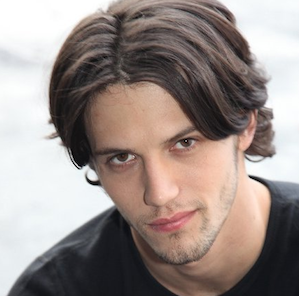 Stagione 7: Nathan Parsons sarà il nuovo James