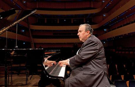 La prima volta di Yefim Bronfman al San Carlo