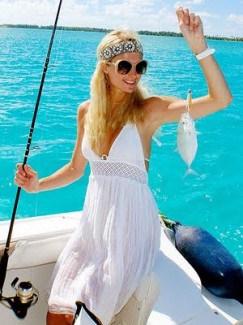 Paris Hilton fishing - celebs celebrities fishing personaggi famosi a pesca pescatori famosi amanti della pesca - célébrités qui aiment pêcher. pêcheurs célèbres. Les sportifs, des politiciens, des acteurs et des musiciens qui sont passionnés par la pêche. celebrities who love to fish. fishermen famous. The sportsmen, politicians, actors, and musicians who are passionate about fishing. i personaggi famosi che amano pescare. i pescatori famosi.  Gli sportivi, i politici, gli attori, e i musicisti che sono appassionati di pesca. celebritati care iubesc sa pescuiasca. pescari celebri. Sportivi, politicieni, actori, muzicieni ai care sunt pasionati de pescuit. celebridades que aman pescar. pescadores famosos. Los deportistas, políticos, actores y músicos que son apasionados de la pesca. celebridades que gostam de peixe. pescadores famosos. Os desportistas, políticos, atores e músicos que são apaixonados por pesca. të famshëm që e duan të peshkut. peshkatarët famshme. Të sportistë, politikanë, aktorë, dhe muzikantë të cilët janë të pasionuar për peshkim. beroemdheden die dol op vis. vissers beroemd. De sporters, politici, acteurs en muzikanten die over vissen hartstochtelijk bent. Prominente, die Liebe zu fischen. Fischer berühmt. Die Sportler, Politiker, Schauspieler und Musiker, die leidenschaftlich über Angeln sind. balık seviyorum ünlüler. ünlü balıkçılar. Balıkçılık hakkında tutkulu sporcular, politikacılar, aktörler ve müzisyenler. hírességek, akik szeretnek horgászni. halászok híres. A sportolók, politikusok, színészek és zenészek, akik szenvedélyesen halászat.