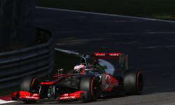 F1 | La McLaren ha superato tutti i crash-test Jenson Button on track