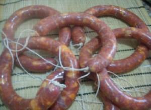 La Salsiccia,antica tradizione calabrese salsiccia di maiale