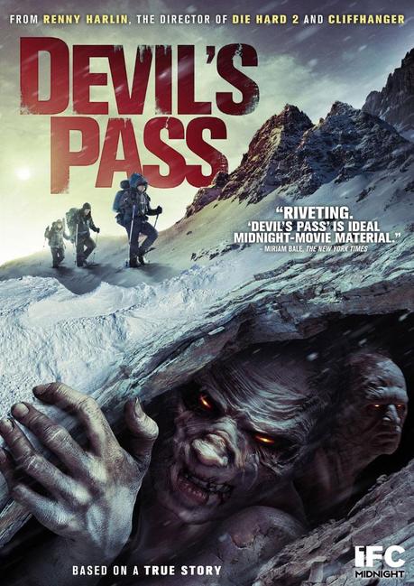 La locandina del film Devil's Pass