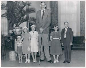 Robert Wadlow: con i suoi 272 cm è stato l’uomo più alto del mondo