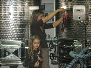 Marie Claire: intervista a Silvia Maestrelli, dalla Tenuta Fessina il nettare in (perenne) eruzione Marie Claire: intervista a Silvia Maestrelli, dalla Tenuta Fessina il nettare in (perenne) eruzione