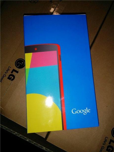nexus 5 rosso 1 Nexus 5 rosso sembra essere imminente news nexus 5 google nexus 5 rosso 1 Nexus 5 rosso sembra essere imminente news nexus 5 google