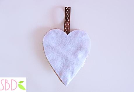 Cuori di Stoffa (no cucito) - Fabric hearts (no sew)