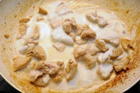 Conchiglie di tacchino tacchino e panna