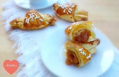 Cornetti con marmellata di Nespole e Cannella