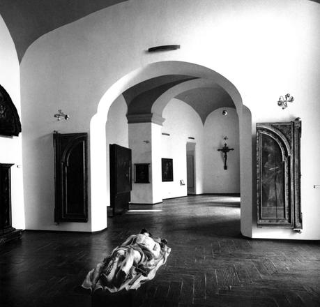 La storia in una pietra - Gli scatti di Mimmo Jodice all'università Suor Orsola Benincasa La storia in una pietra - Gli scatti di Mimmo Jodice all'università Suor Orsola Benincasa