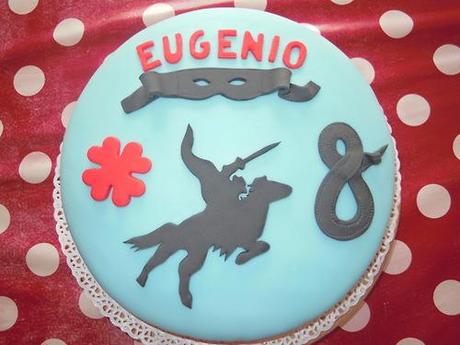 Tanti auguri a Eugenio!!!
Questa è la sua torta di Zorro :-)