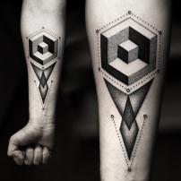 Kamil Czapiga e l’arte del tatuare