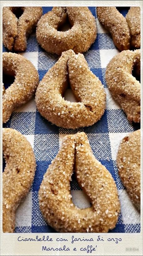 CIAMBELLE ALLA BIRRA ROSSA (Red beer biscuits)