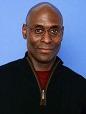 Lance Reddick di Fringe guest star in “The Blacklist”