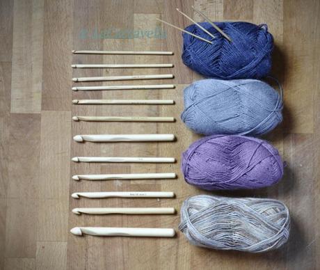 uncinetto, crochet, crochet hooks, wood hooks, lana, yarn, wool, fiordilana