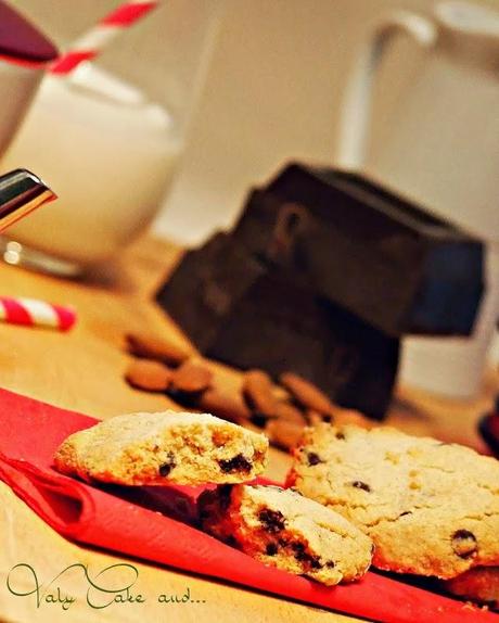 Biscotti cioccolato e mandorle senza uova