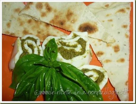 Rotolo di mozzarella con crema di broccoletti al naturale (7) Rotolo di mozzarella con crema di broccoletti al naturale (7)