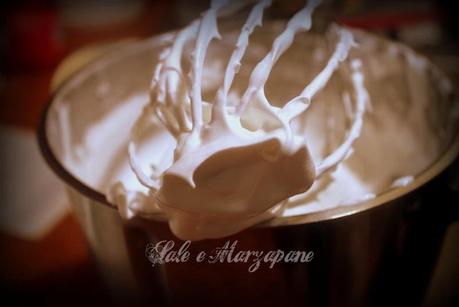 SEMIFREDDO AL CAFFE' E CREMA TIRAMISU' CON MILLEFOGLIE CROCCANTE AL CIOCCOLATO (RICETTA MONTERSINO) SEMIFREDDO AL CAFFE' E CREMA TIRAMISU' CON MILLEFOGLIE CROCCANTE AL CIOCCOLATO (RICETTA MONTERSINO)