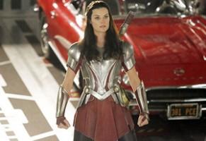 Prima immagine di Lady Sif in Agents of S.H.I.E.L.D. Prima immagine di Lady Sif in Agents of S.H.I.E.L.D. Maurissa Tancharoen Marvels Agents of S.H.I.E.L.D. Jed Whedon Jaimie Alexander ABC
