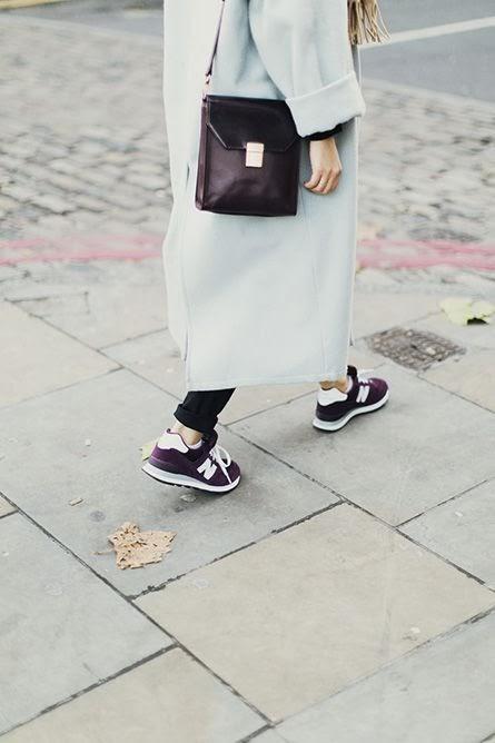 How to wear: coat + sneakers