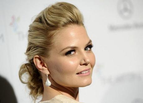 Jennifer-Morrison-OUAT-Art-Of-Elysium-Look-opening