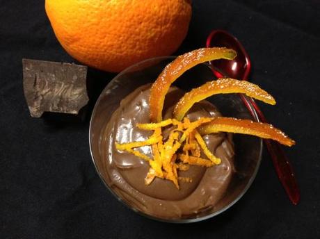 Mousse al cioccolato ed acqua per S.Valentino foto