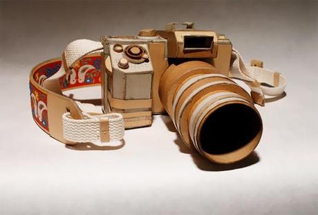 Cardboard-Cameras-by-Kiel-Johnson Il riciclo ad Arte