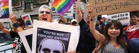 Zoeggeler? Meglio ricordare i 23 arresti omofobi (nel menefreghismo di Letta)
