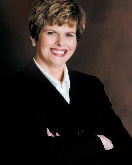 SE GLI UCCELLI MUOIONO IN TUTTO IL MONDO E' COLPA DEI GAY !!! http://www.zimeye.org/wp-content/live_images/2010/11/Jacobs_Cindy.jpg