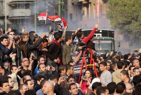 Disordini in Egitto e in Tunisia ... contagio o manipolazione?