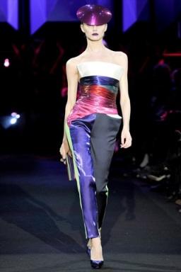 Giorgio Armani Privé Haute Couture Spring 2011