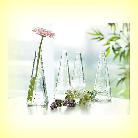 FLORAL DESIGN & ELEGANCE INTERIORS FLORAL DESIGN & ELEGANCE INTERIORS